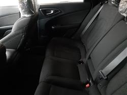 کرایسلەر 200